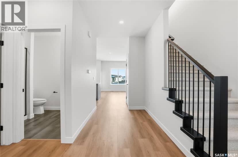 190 Doran WAY — photo 4 of 40