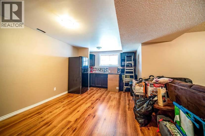 1025 30 Street — photo 12 of 24