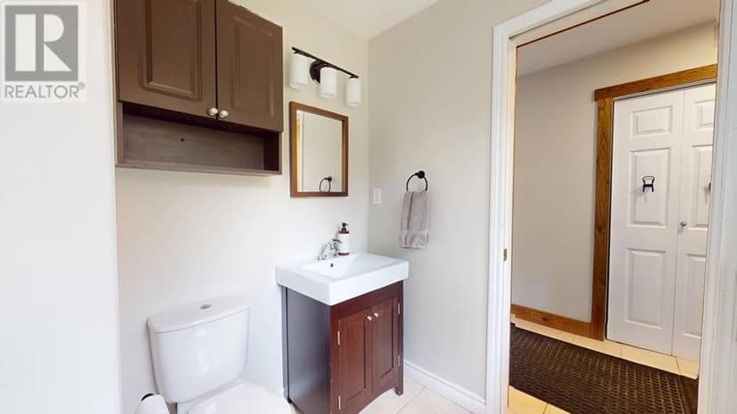 200 Watson RD — photo 19 of 40