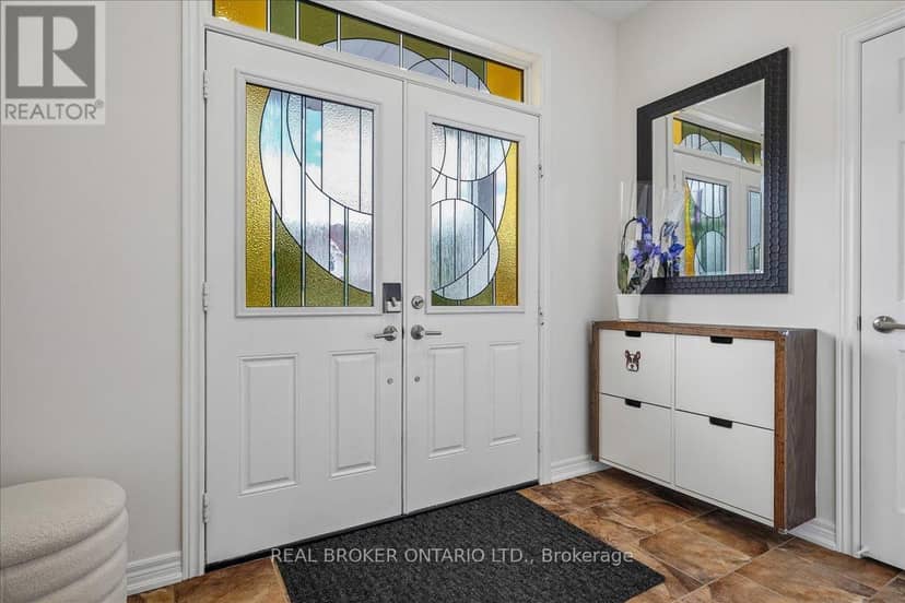 90 Erskine Drive — photo 2 of 26