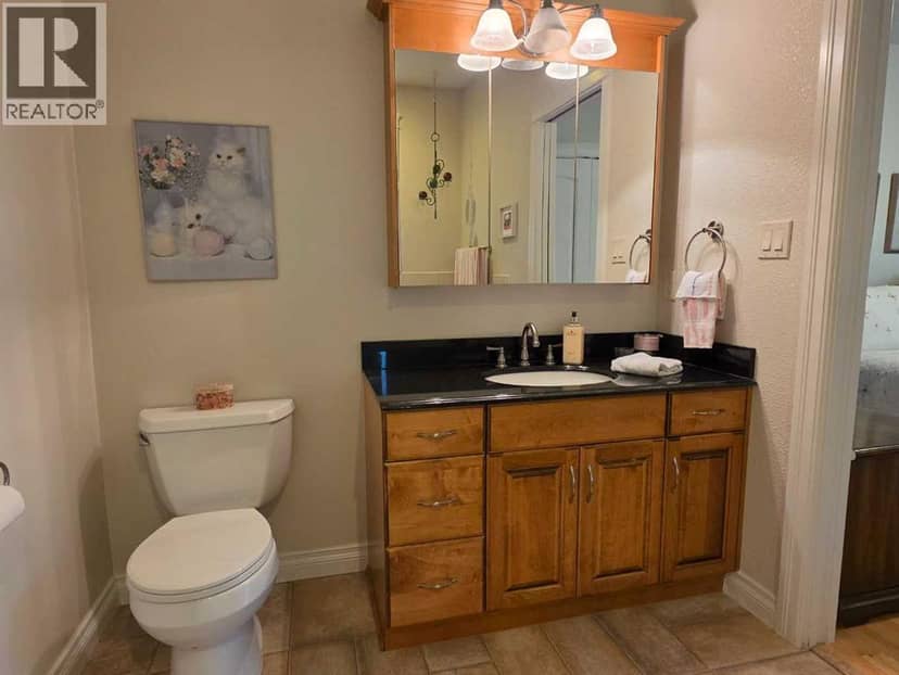 725 27 Street — photo 20 of 40