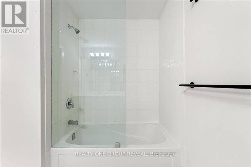 111 - 65 Shipway Avenue — photo 26 of 40