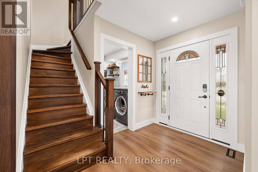 2730 Dempster Avenue — photo 14 of 40