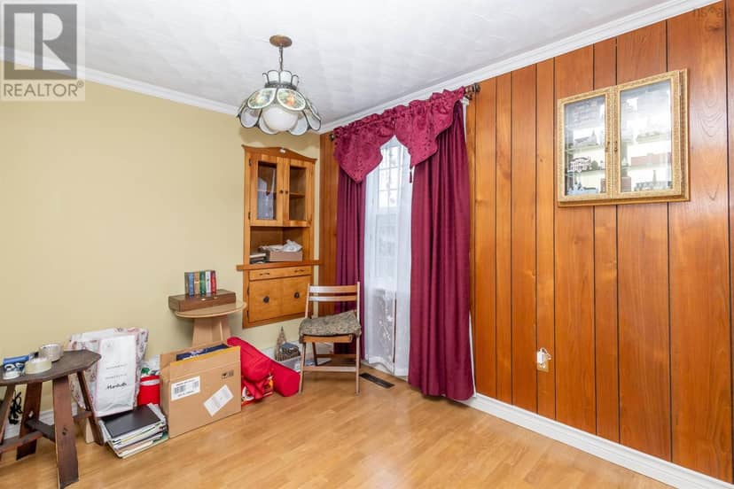 11 MacLean Street — photo 19 of 33