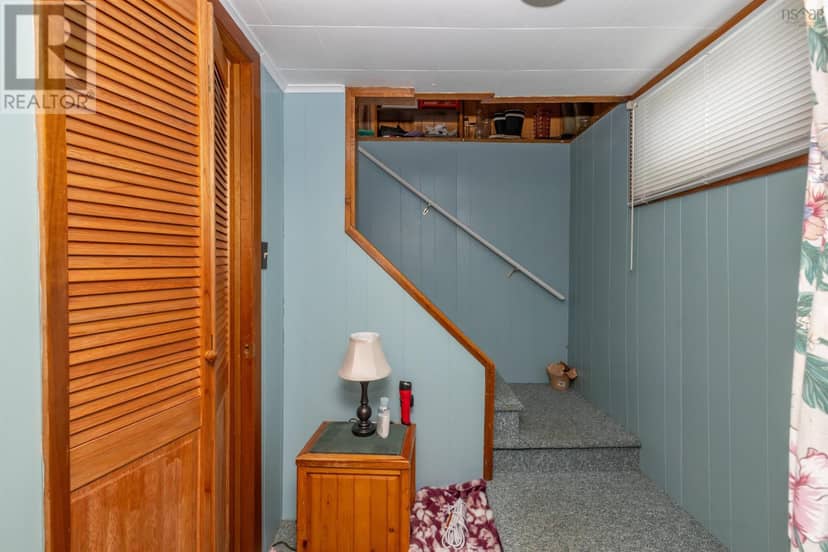 11 MacLean Street — photo 29 of 33