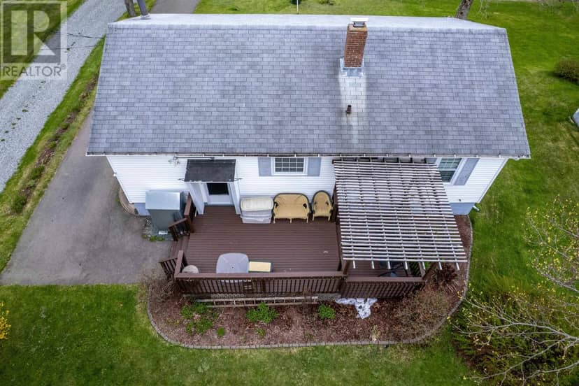 11 MacLean Street — photo 33 of 33