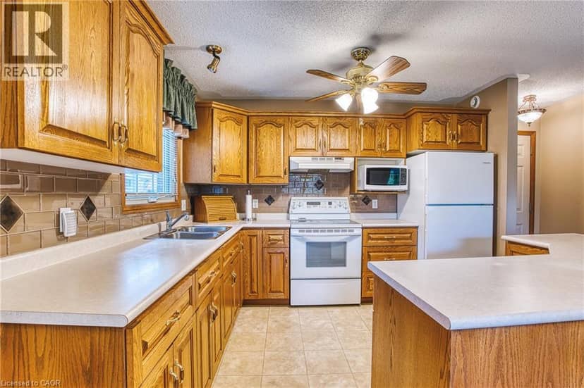 755 WALLACE Avenue S — photo 17 of 40