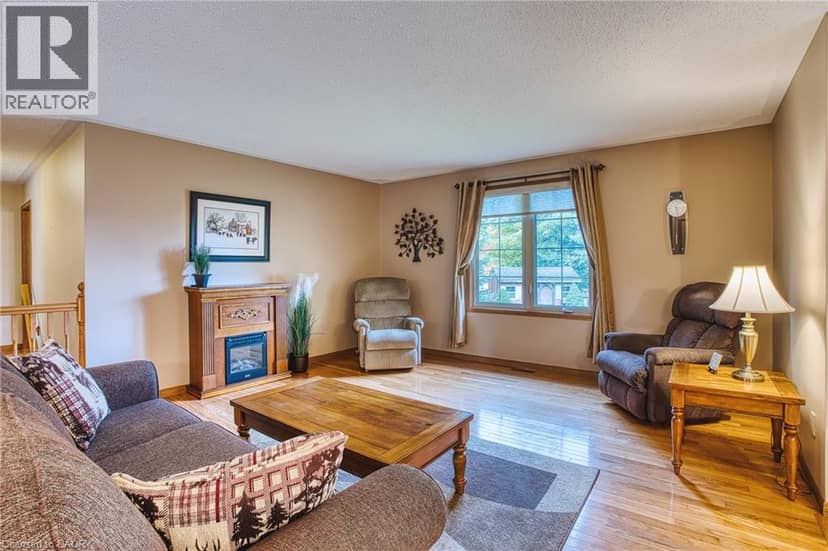755 WALLACE Avenue S — photo 27 of 40