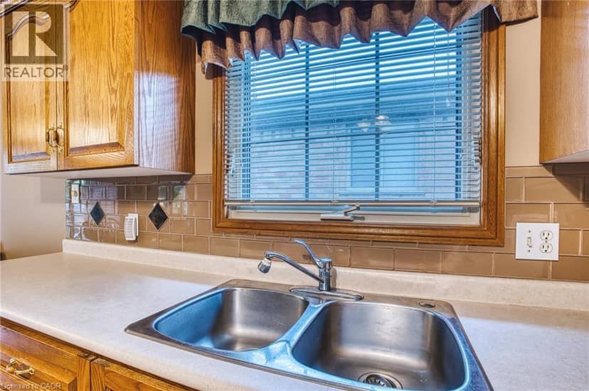 755 WALLACE Avenue S — photo 20 of 40