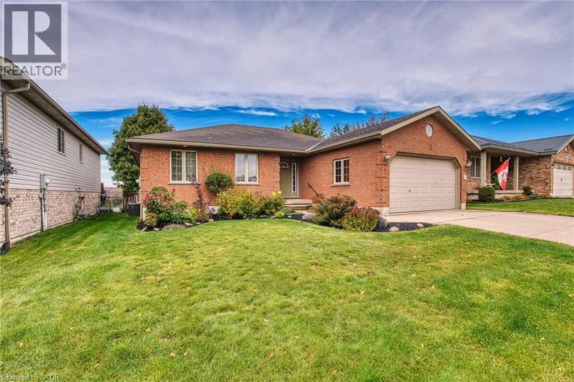 755 WALLACE Avenue S, Listowel, photo 4
