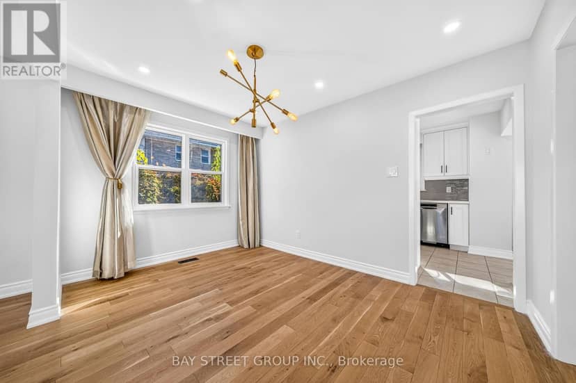 203 Cassandra Boulevard — photo 11 of 40