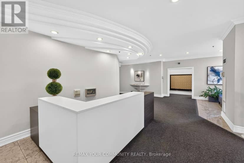 721 - 3 Ellesmere Street — photo 3 of 32