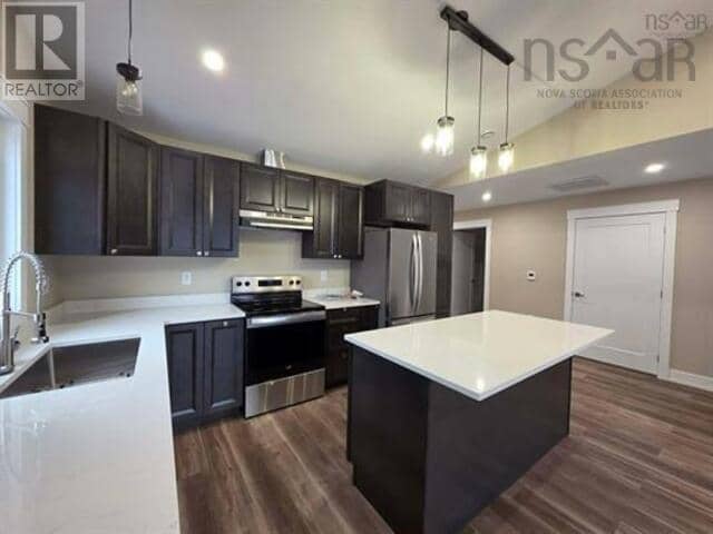 52 Summer Hill Place — photo 9 of 37