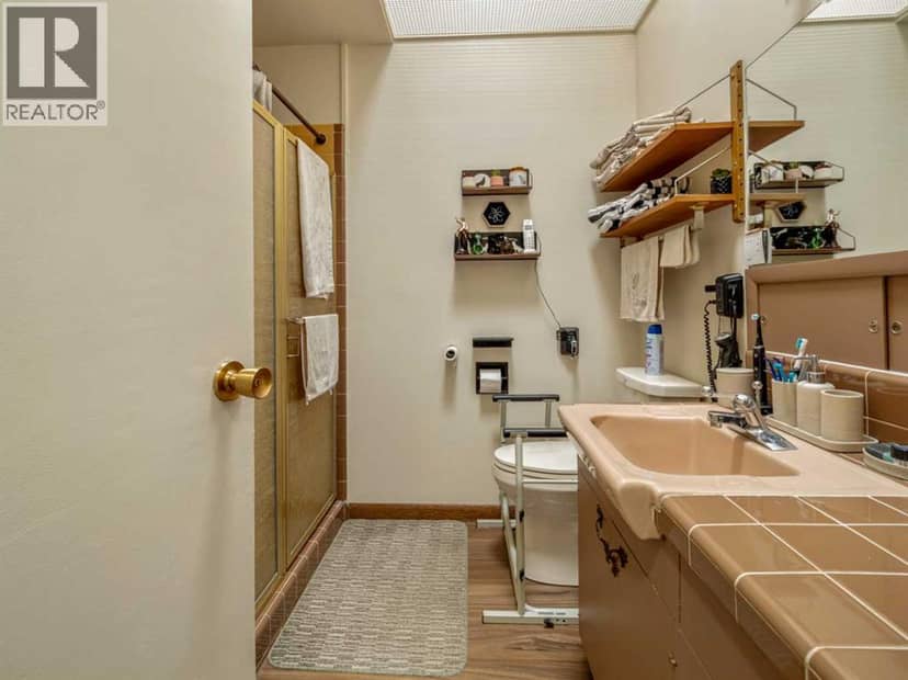 1088 Morden Avenue — photo 17 of 40