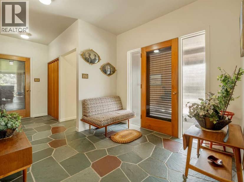 1088 Morden Avenue, Pincher Creek, photo 5