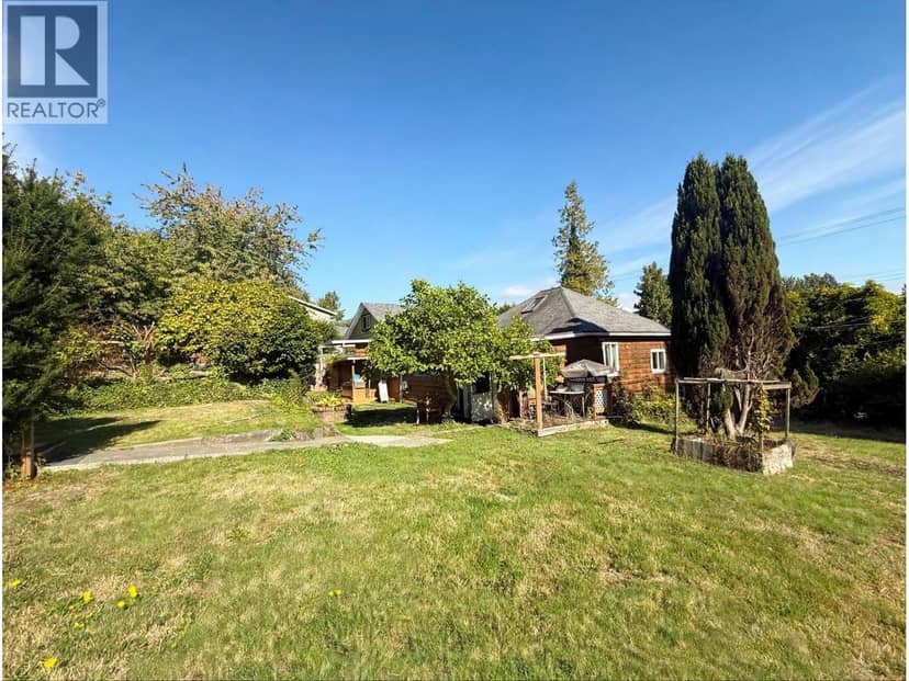 1815 BARNET HIGHWAY, Port Moody