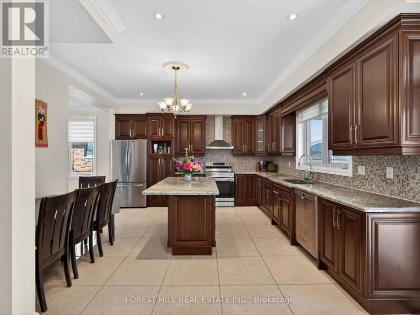 114 Regent Road — photo 10 of 40