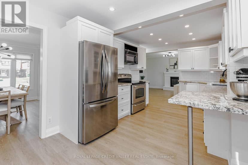 85 Derose Avenue — photo 19 of 40