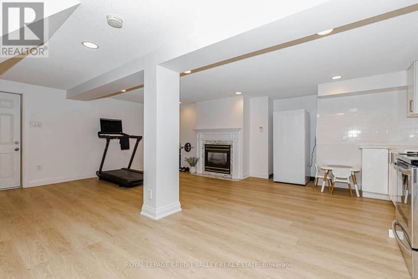 85 Derose Avenue — photo 34 of 40