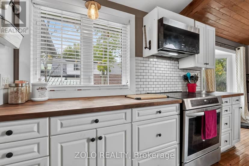381 Beachview Avenue — photo 16 of 40