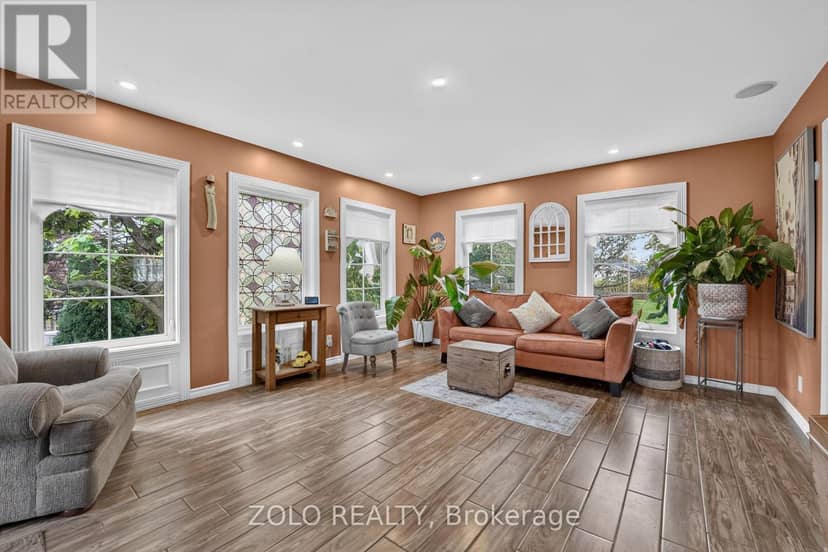 381 Beachview Avenue — photo 5 of 40