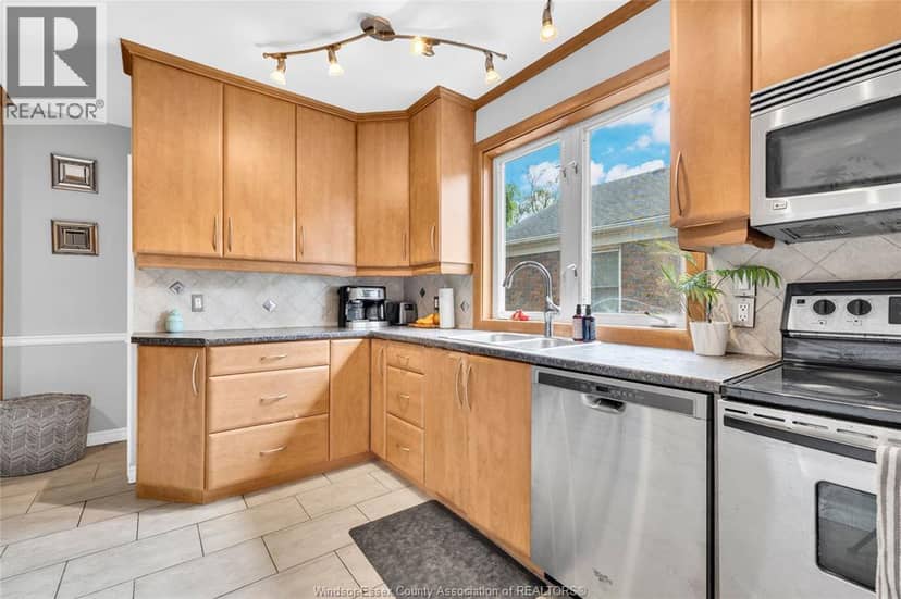 466 Matthew Brady — photo 4 of 34
