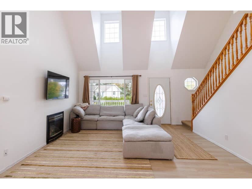4902 HAUGLAND AVENUE, Terrace, photo 7