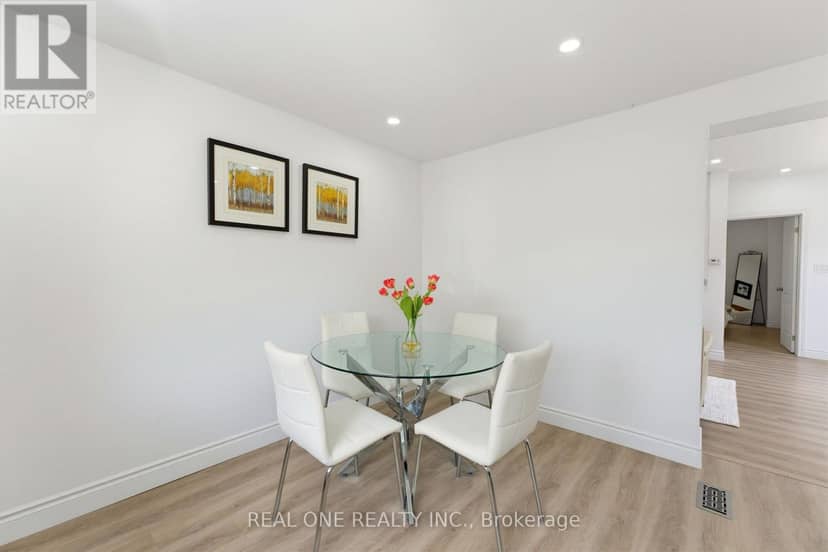 27 Gilkison Street — photo 12 of 28
