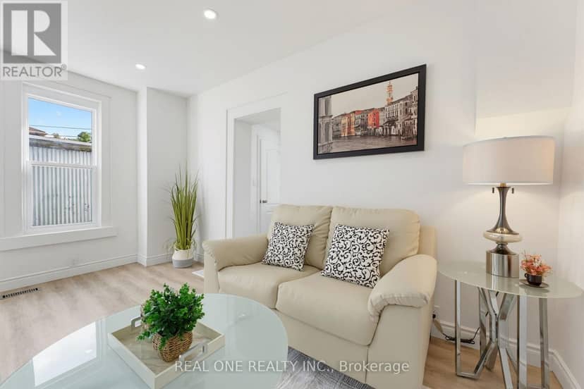 27 Gilkison Street — photo 7 of 28
