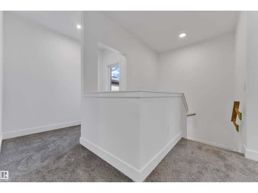 261 Linden LO — photo 19 of 37