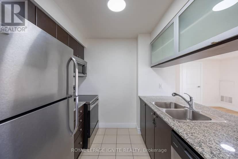 610 - 275 Yorkland Road — photo 5 of 40