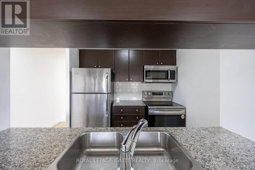 610 - 275 Yorkland Road — photo 6 of 40