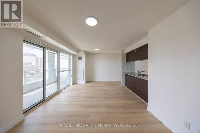 610 - 275 Yorkland Road — photo 7 of 40