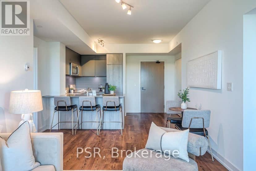 605 - 223 St Clair Avenue — photo 11 of 40