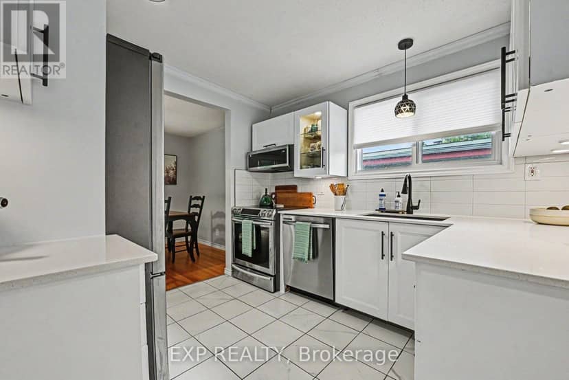 2385 Walkley Road — photo 10 of 29