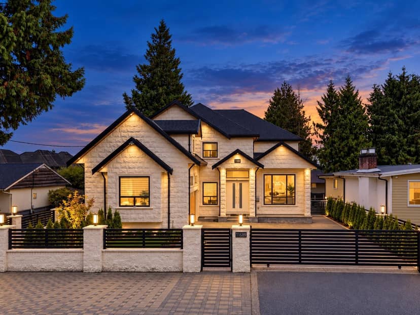 11689 96A AVENUE, Surrey