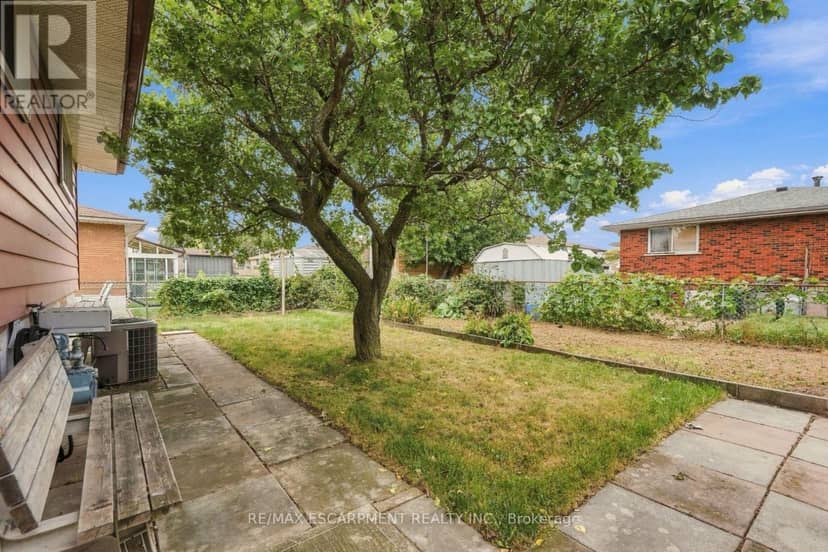 19 Ellingwood Avenue — photo 22 of 24