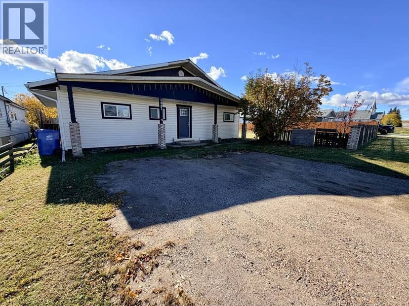 5007 48 Avenue, Pouce Coupe