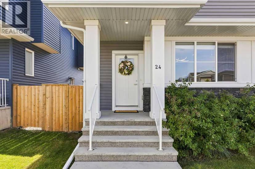 24 Chelsea Cape, Chestermere, photo 2