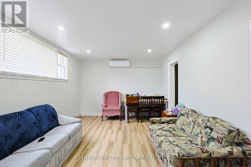 321 Salisbury Street — photo 13 of 27