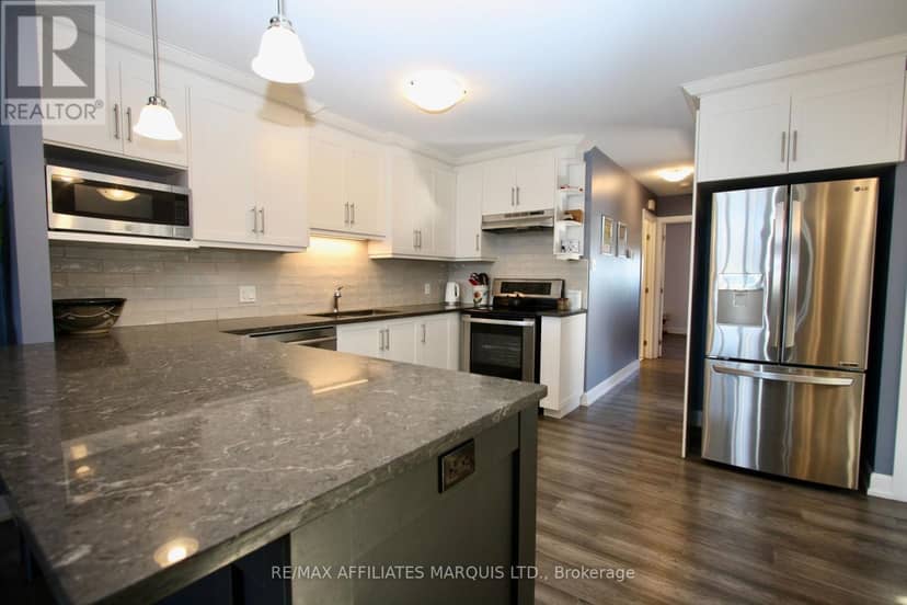276 Bellwood Drive — photo 5 of 18