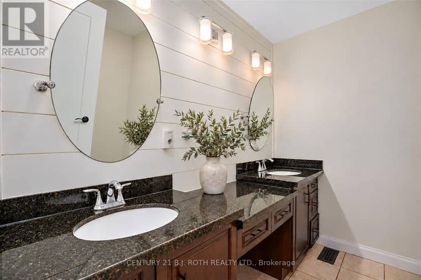 3274 Liah Lane — photo 16 of 37