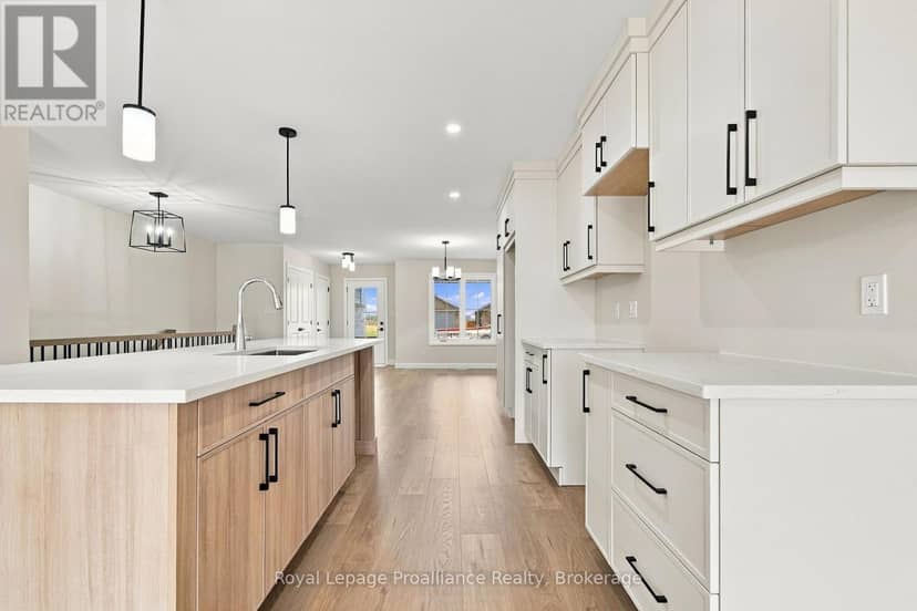 100 Hastings Park Drive — photo 15 of 40