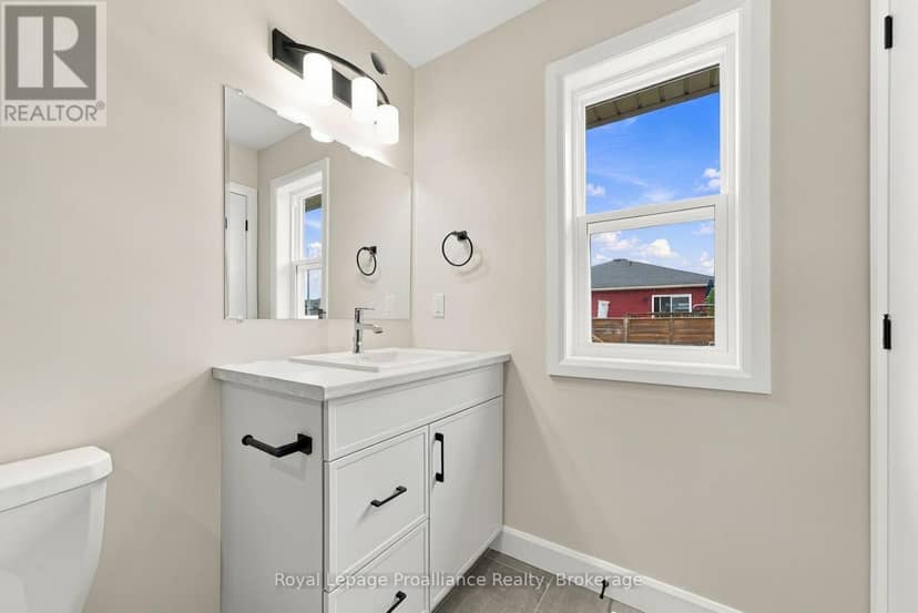 100 Hastings Park Drive — photo 22 of 40