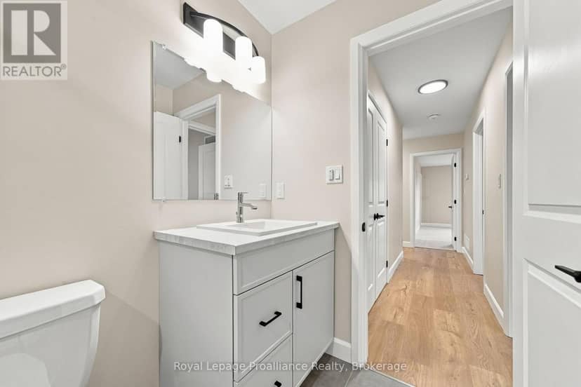 100 Hastings Park Drive — photo 28 of 40