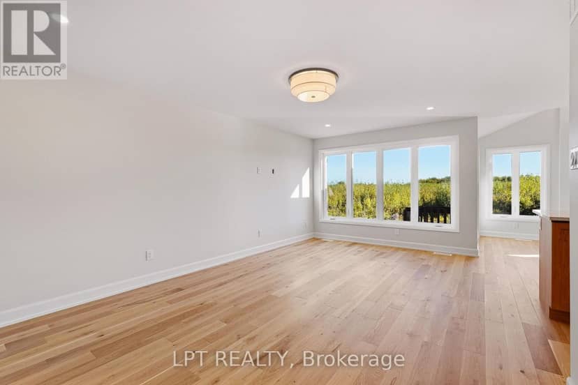 72 Chateauguay Street — photo 16 of 29
