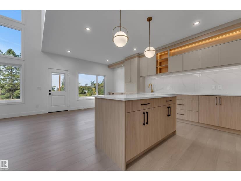 247 Linden LO — photo 17 of 40