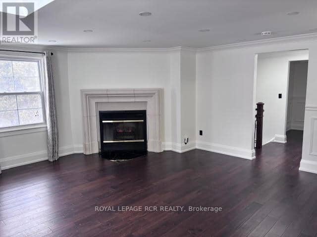 134 Queen Street N — photo 27 of 37