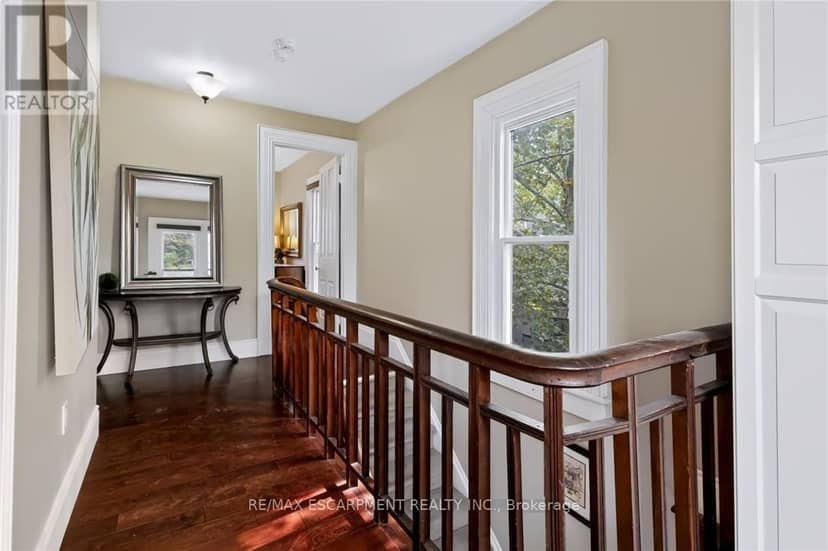 4245 William Street — photo 27 of 40