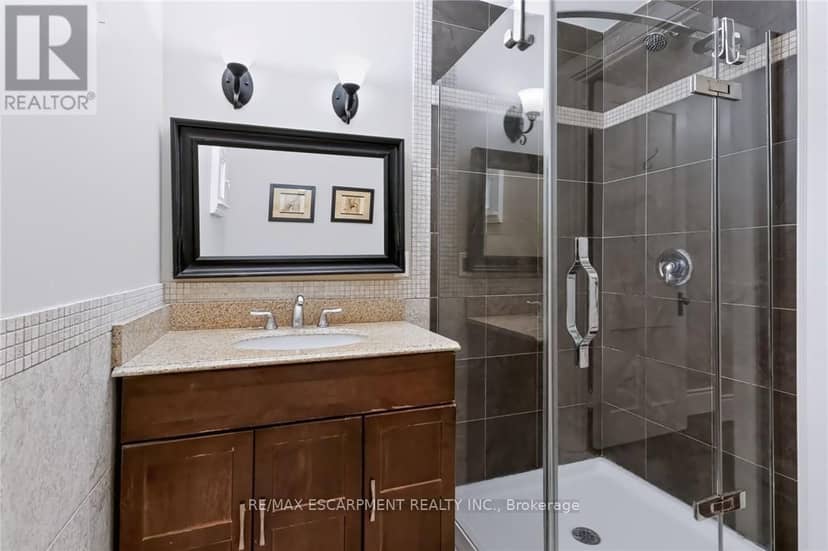 4245 William Street — photo 34 of 40
